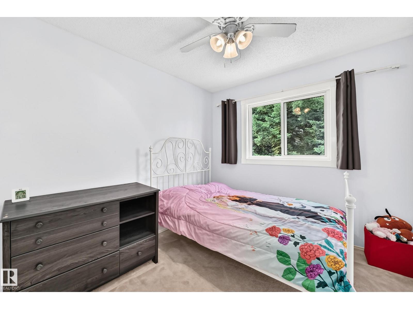 2404 37 St NW, Edmonton, Alberta  T6L 6E3 - Photo 12 - E4502474