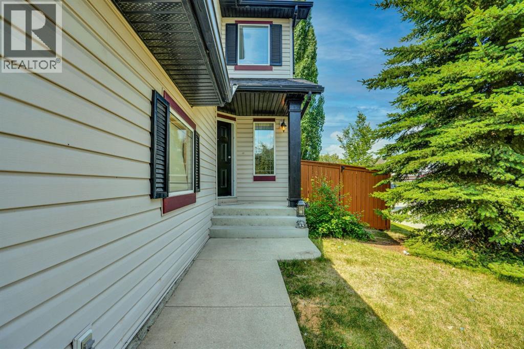 191 Cranwell Crescent SE, Calgary, Alberta  T3M 1G1 - Photo 3 - A2331704