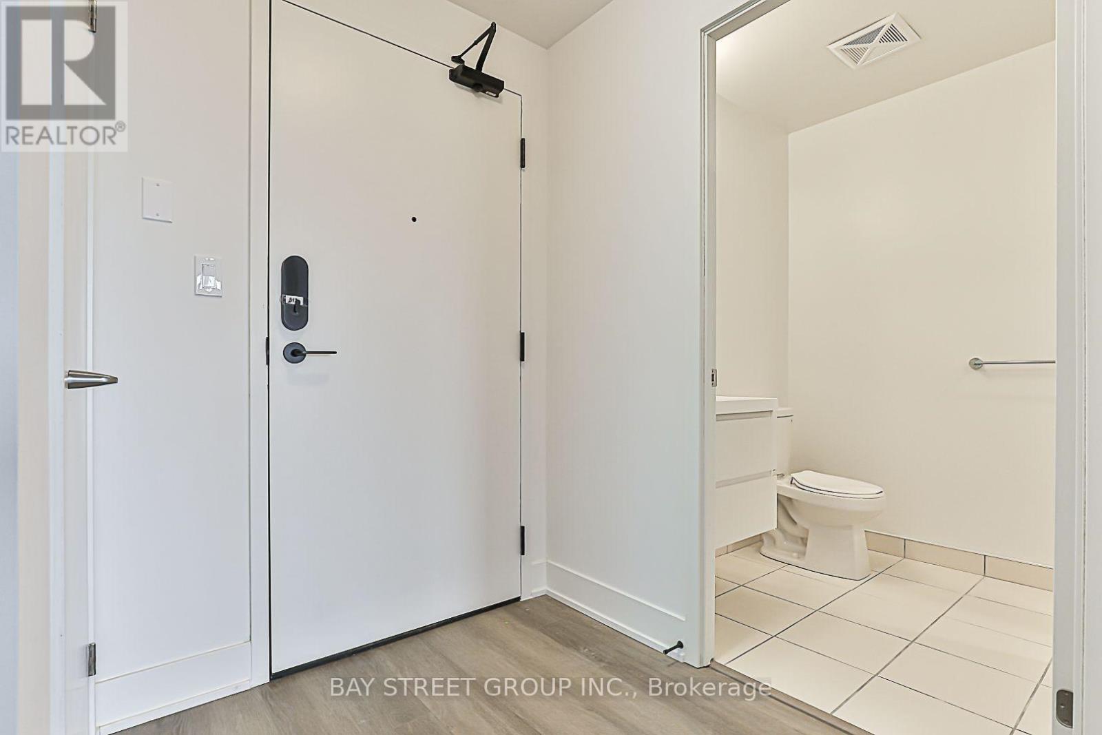512 - 38 Andre De Grasse Street, Markham, Ontario  L6G 0H8 - Photo 2 - N13647238