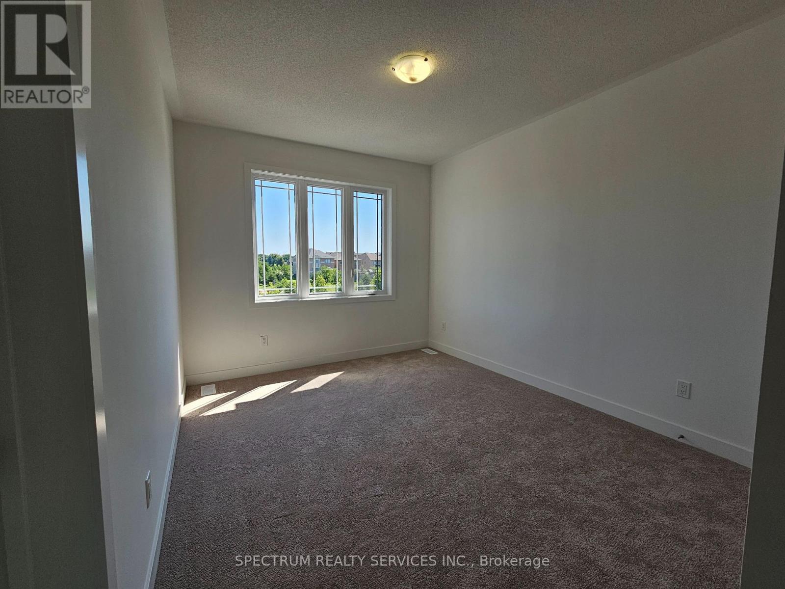 184 Dog Wood Boulevard, East Gwillimbury, Ontario  L9N 0X2 - Photo 15 - N13647274