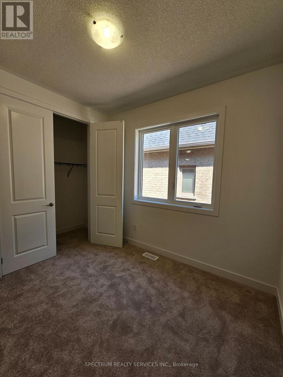 184 Dog Wood Boulevard, East Gwillimbury, Ontario  L9N 0X2 - Photo 17 - N13647274
