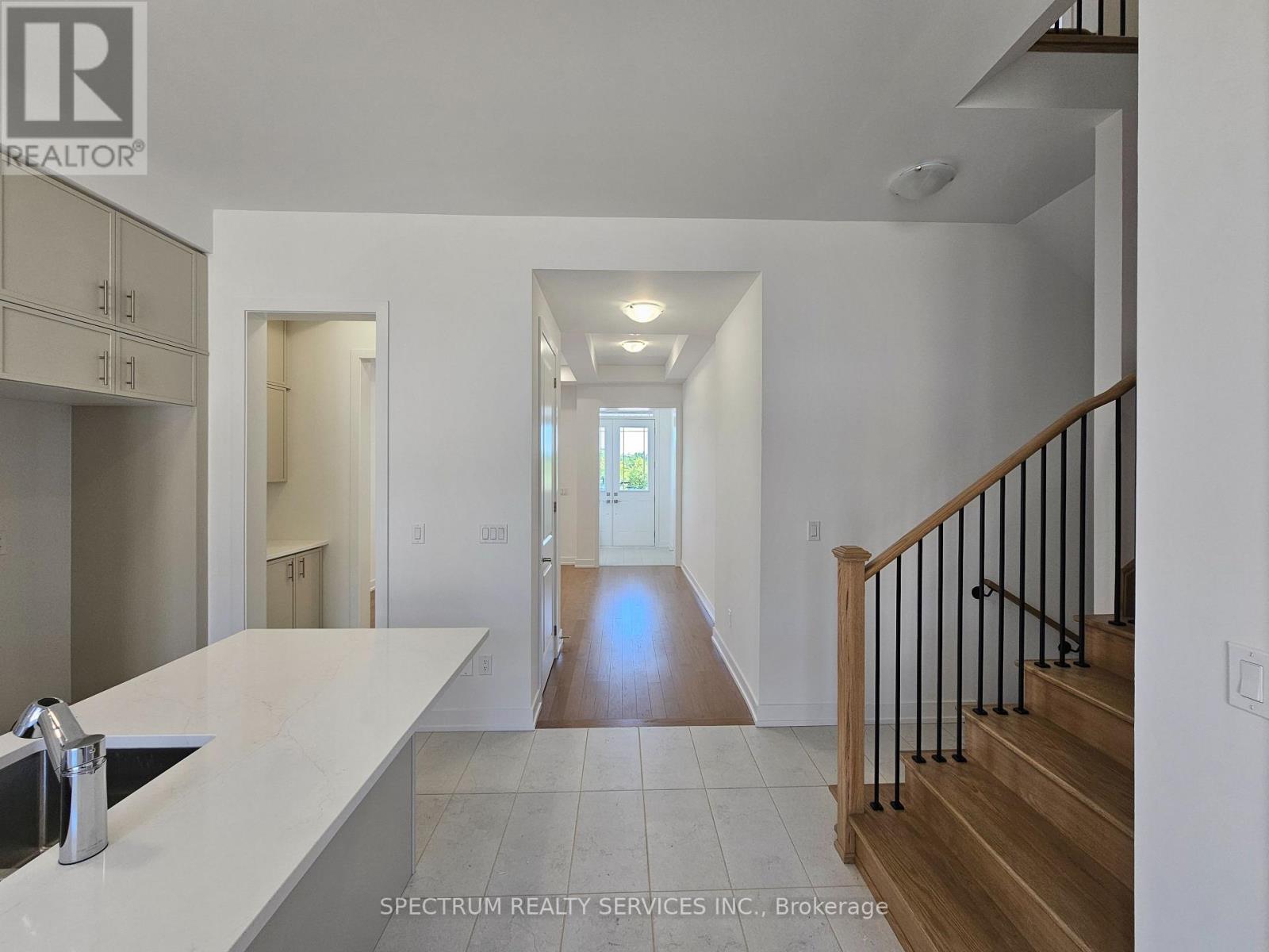 184 Dog Wood Boulevard, East Gwillimbury, Ontario  L9N 0X2 - Photo 7 - N13647274