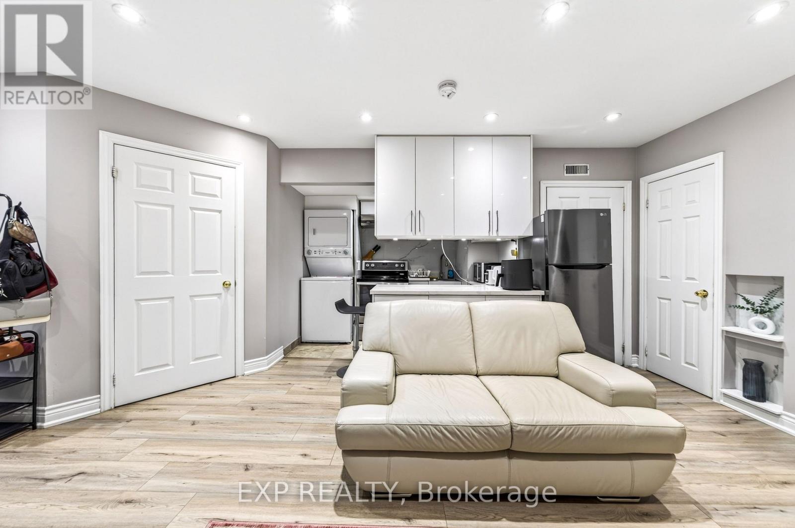 3 Baffin Court, Richmond Hill, Ontario  L4B 4J6 - Photo 34 - N13647284
