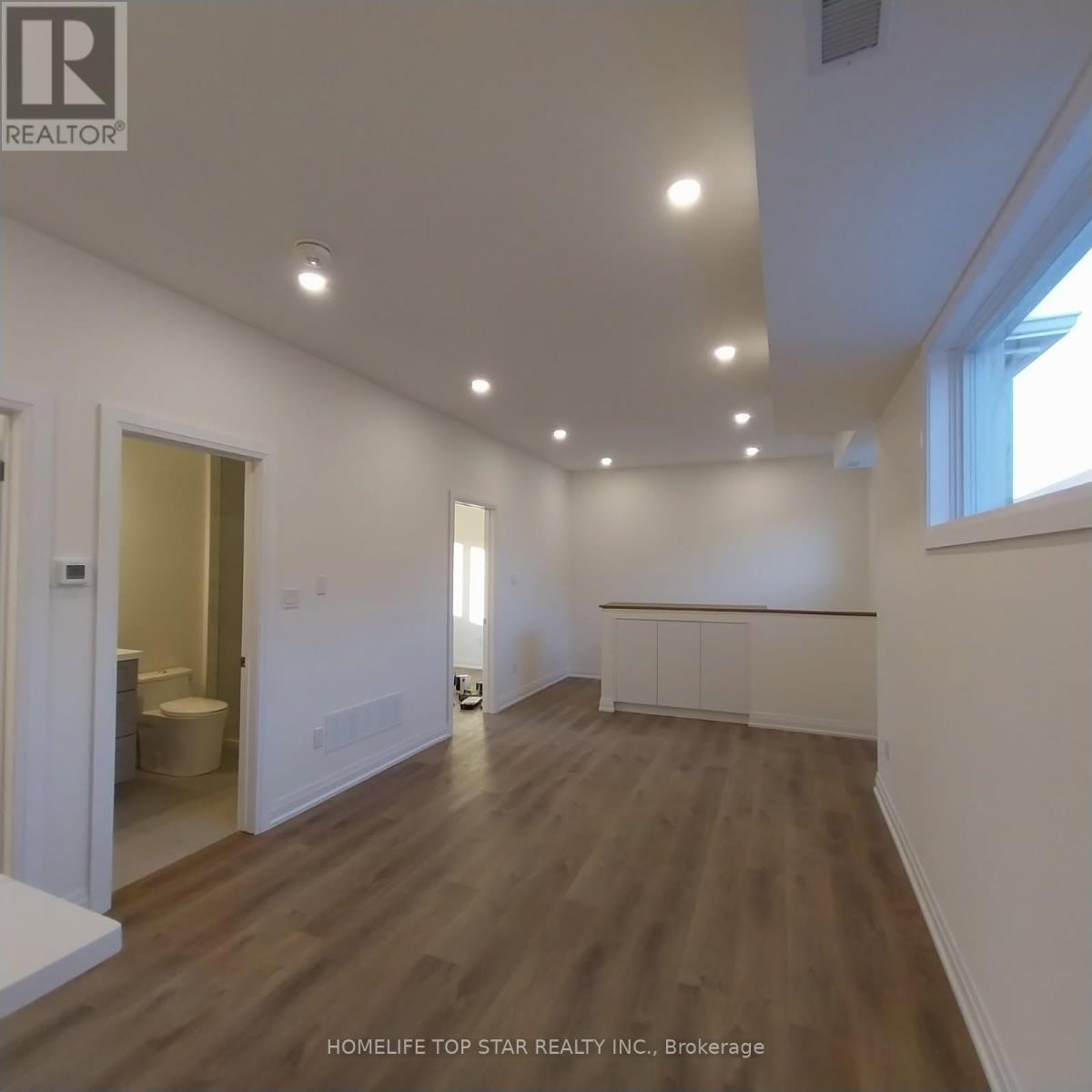 172 Morning Dove Dr - Coach House Road, Markham, Ontario  L6B 1L6 - Photo 3 - N13647354