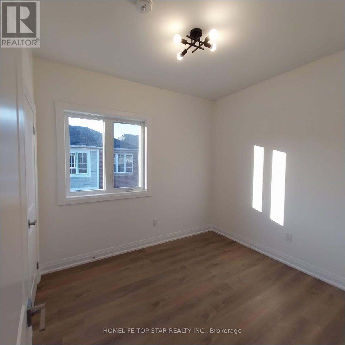 172 Morning Dove Dr - Coach House Road, Markham, Ontario  L6B 1L6 - Photo 7 - N13647354