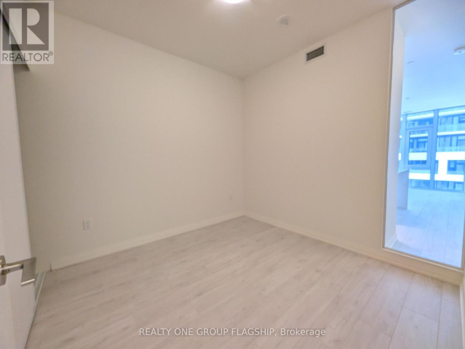 603 - 27 Korda Gate, Vaughan, Ontario  L4K 0M6 - Photo 4 - N13647372