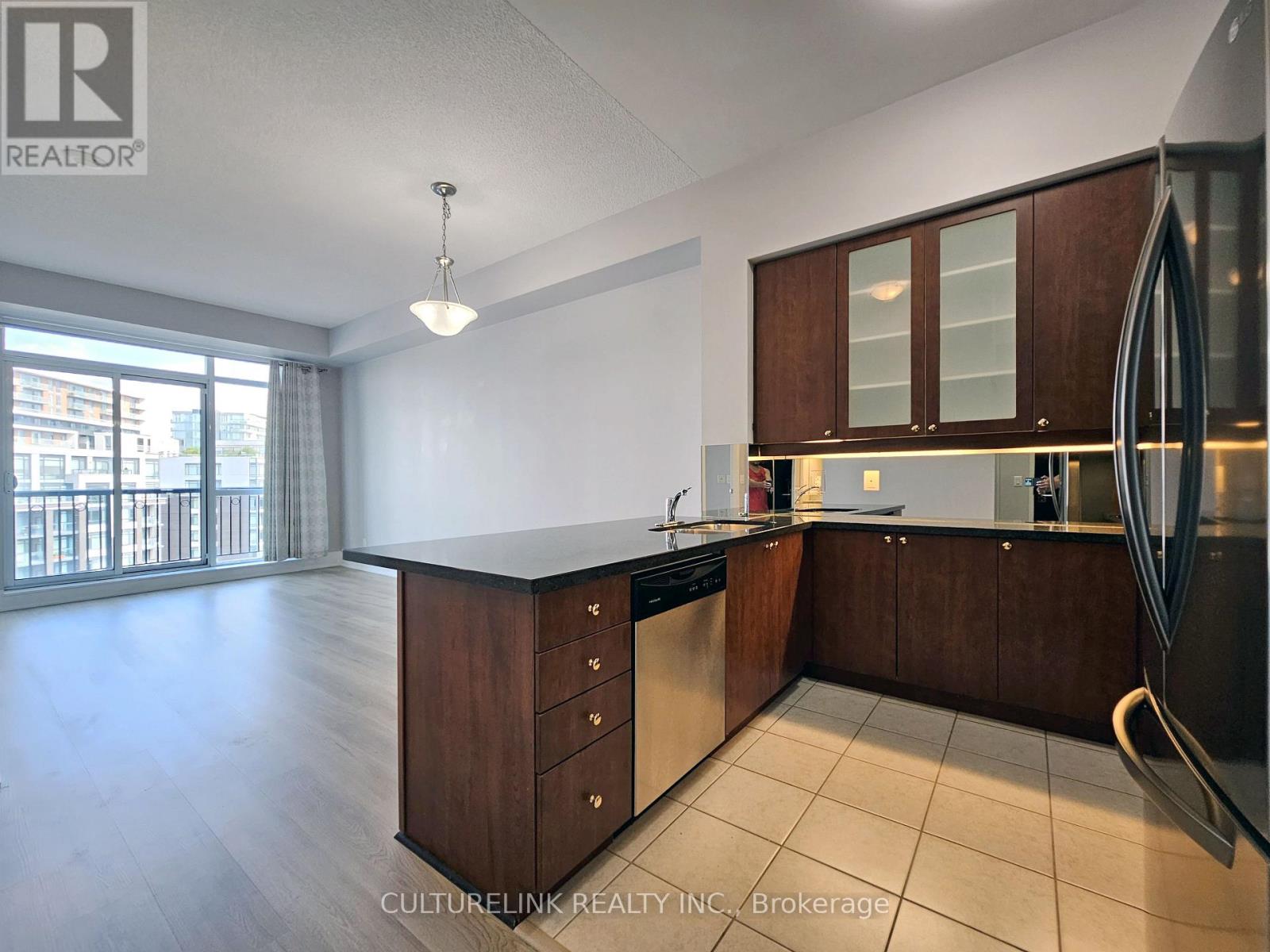 1008 - 111 Upper Duke Crescent, Markham, Ontario  L6B 1N1 - Photo 4 - N13647382