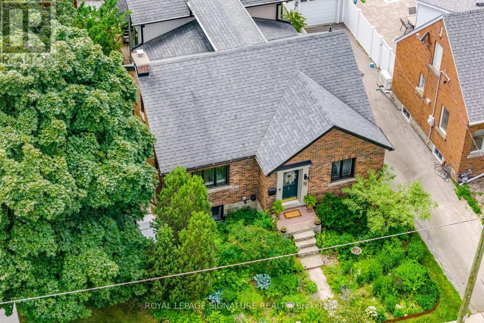 83 Mill Street S, Brampton, Ontario  L6Y 1S9 - Photo 4 - W13647214