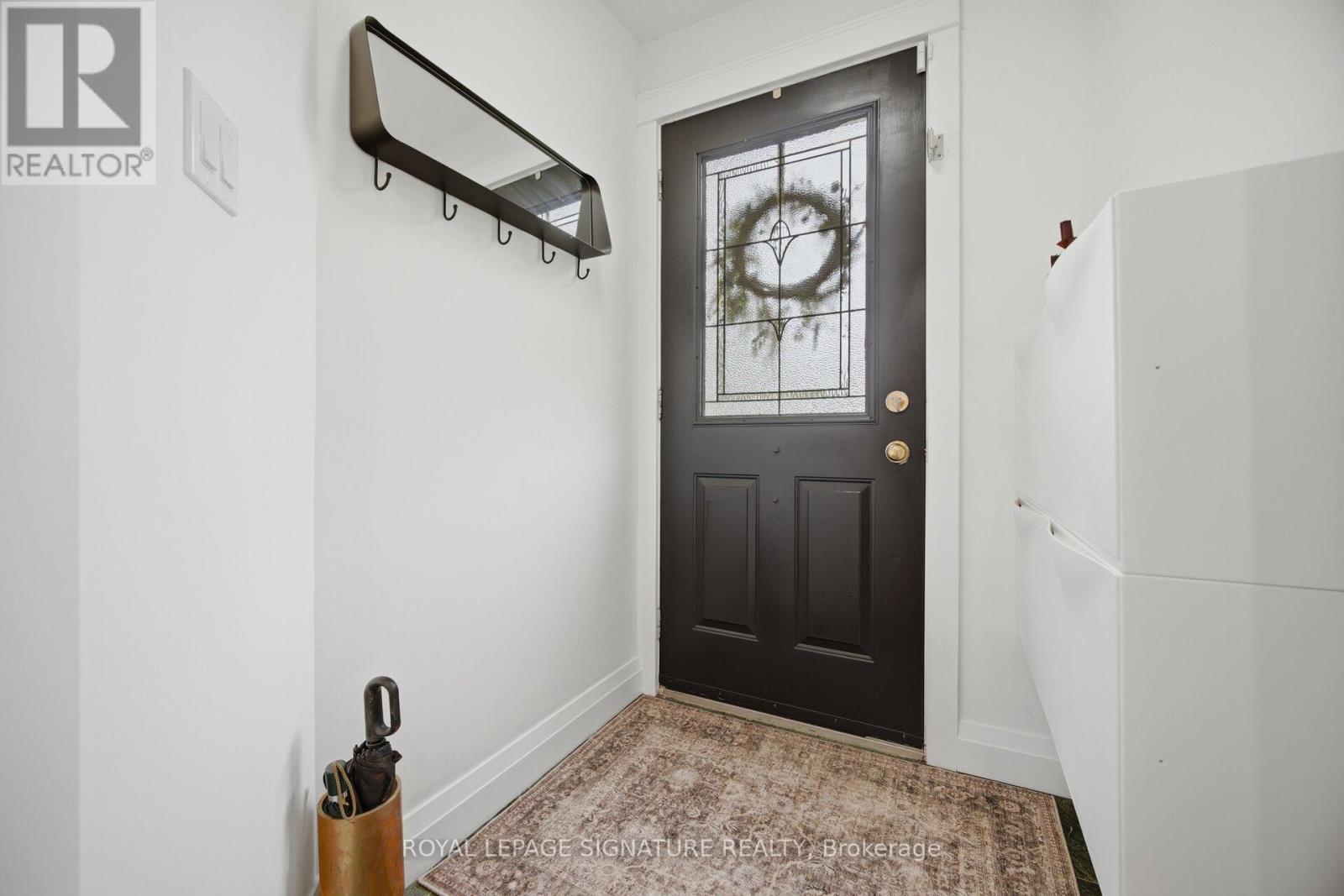 83 Mill Street S, Brampton, Ontario  L6Y 1S9 - Photo 5 - W13647214