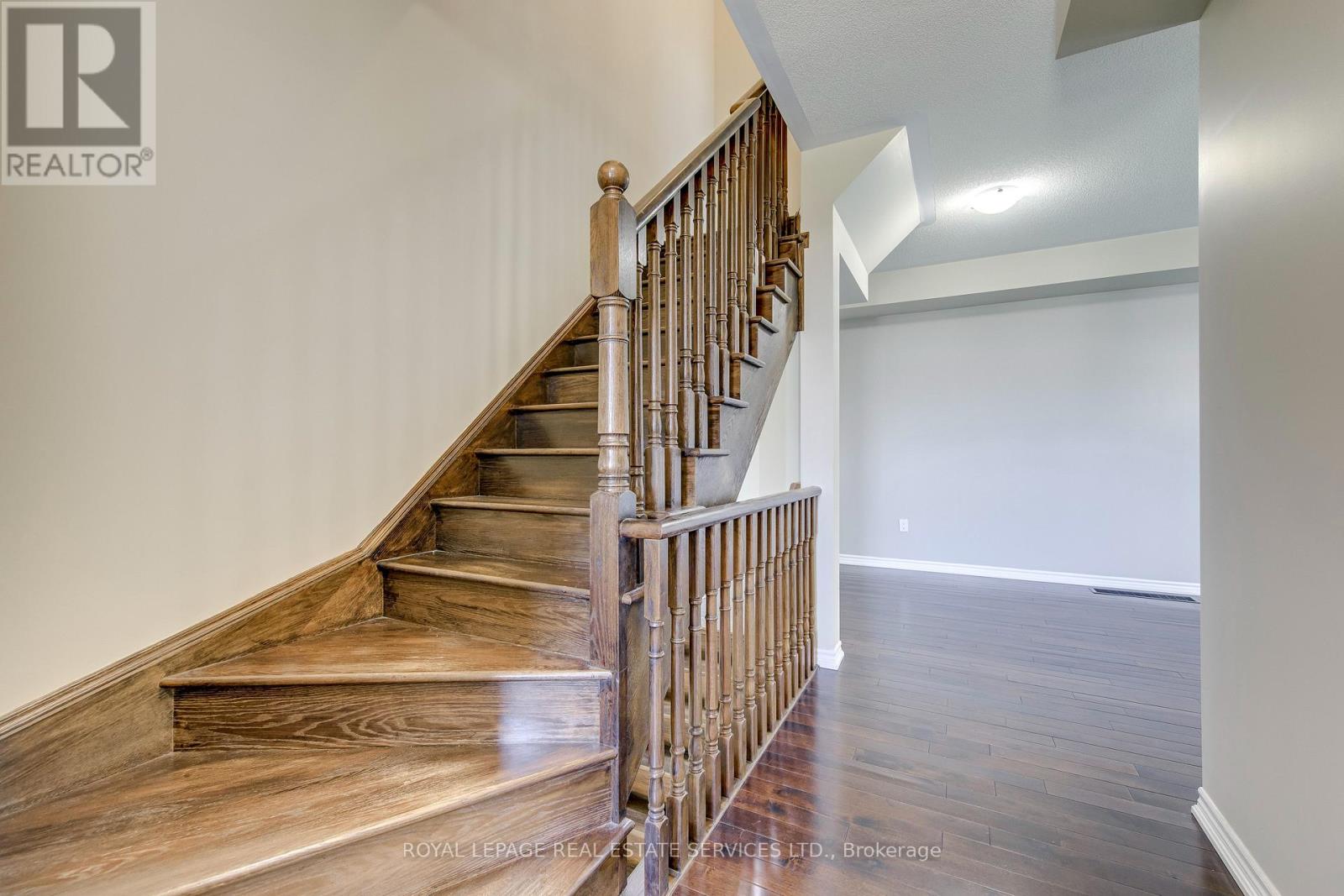 35 - 2435 Greenwich Drive, Oakville, Ontario  L6M 0S4 - Photo 24 - W13647222