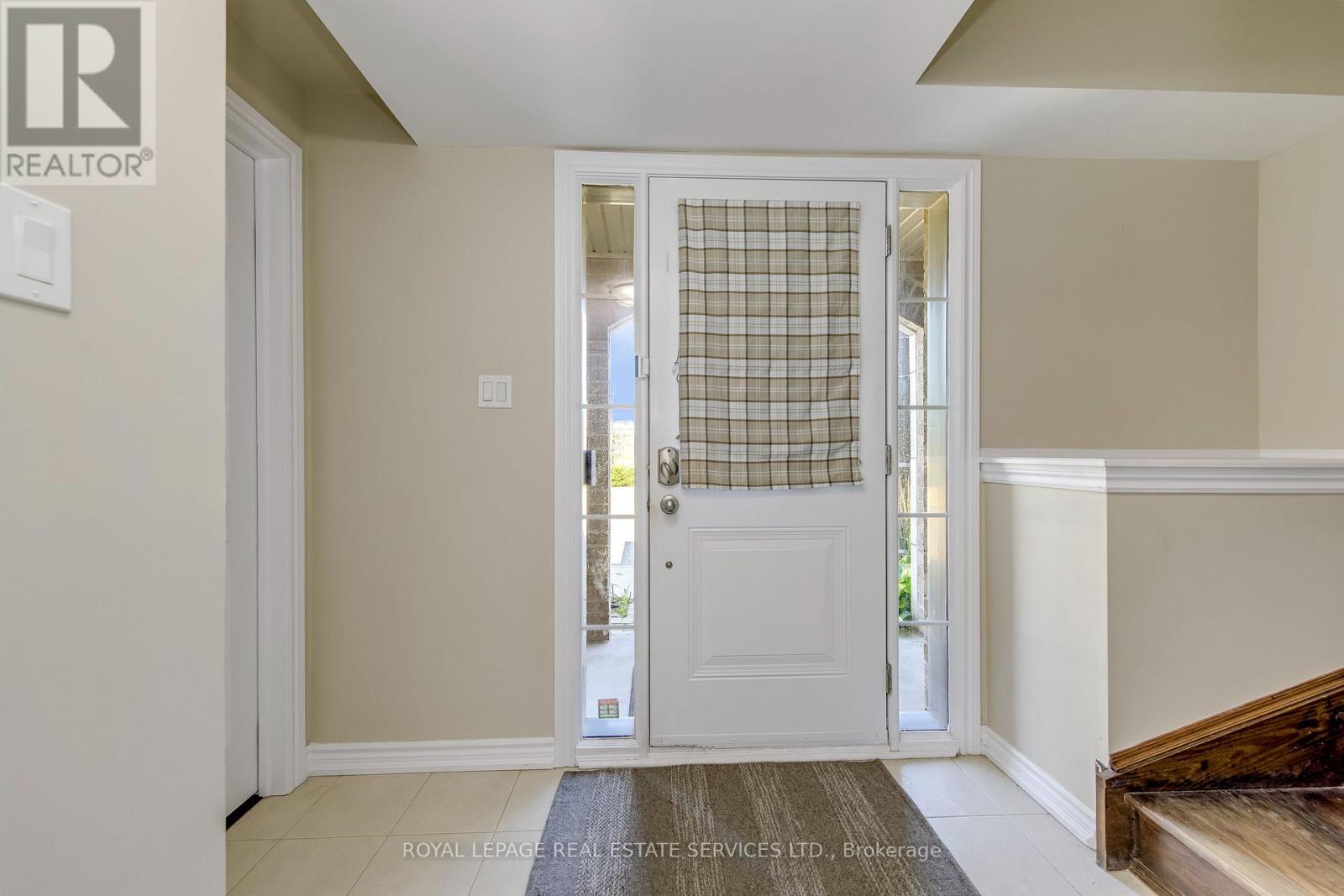 35 - 2435 Greenwich Drive, Oakville, Ontario  L6M 0S4 - Photo 4 - W13647222