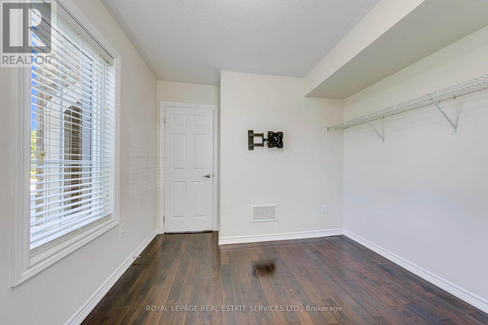 35 - 2435 Greenwich Drive, Oakville, Ontario  L6M 0S4 - Photo 7 - W13647222