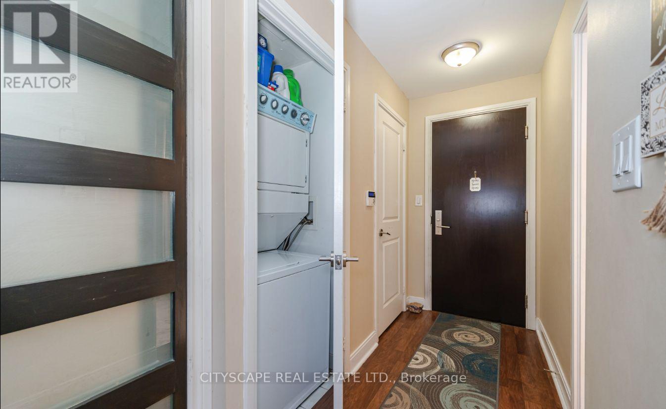 2008 - 50 Absolute Avenue E, Mississauga, Ontario  L5V 0B5 - Photo 23 - W13647228