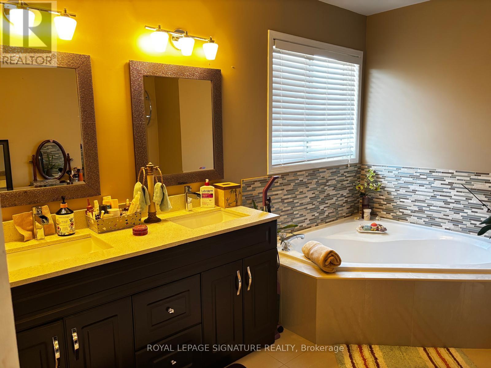 6568 Aston Martin Mews, Mississauga, Ontario  L9N 7P5 - Photo 13 - W13647268