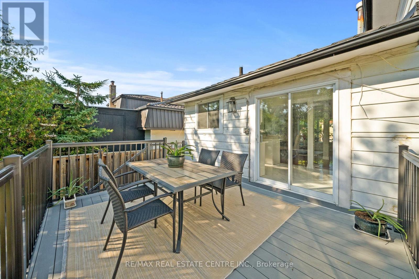 27 Jefferson Road, Brampton, Ontario  L6S 2G6 - Photo 39 - W13647314