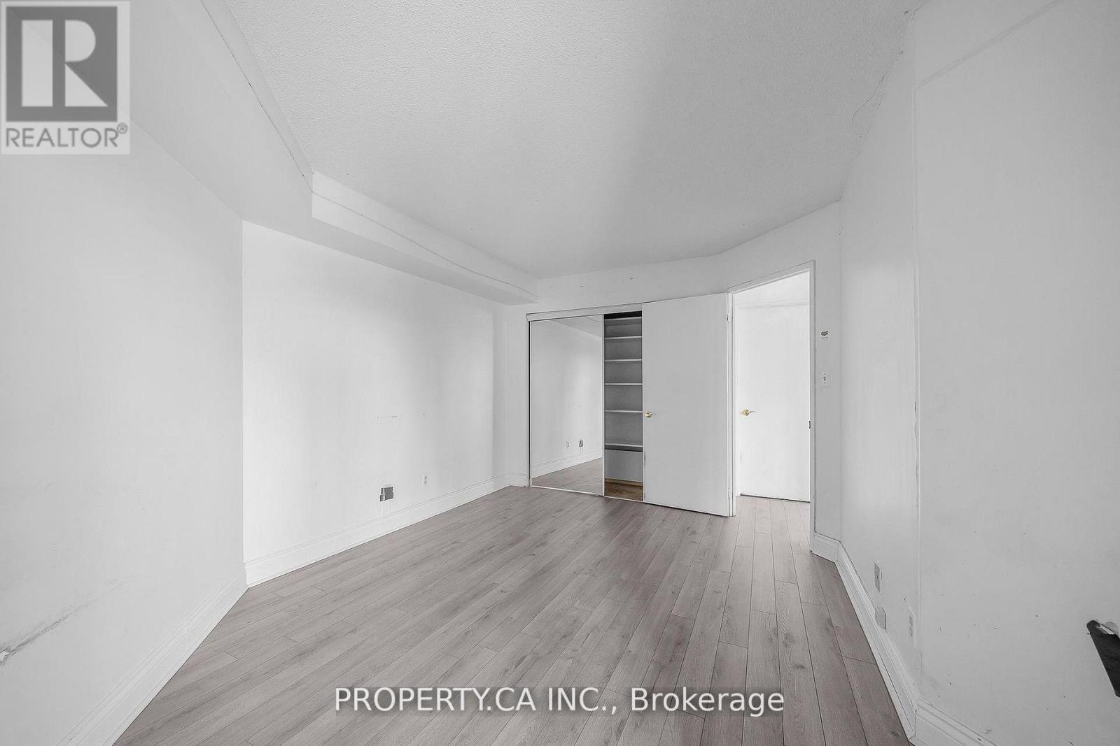 526 - 2267 Lake Shore Boulevard W, Toronto, Ontario  M8V 3X2 - Photo 17 - W13647340