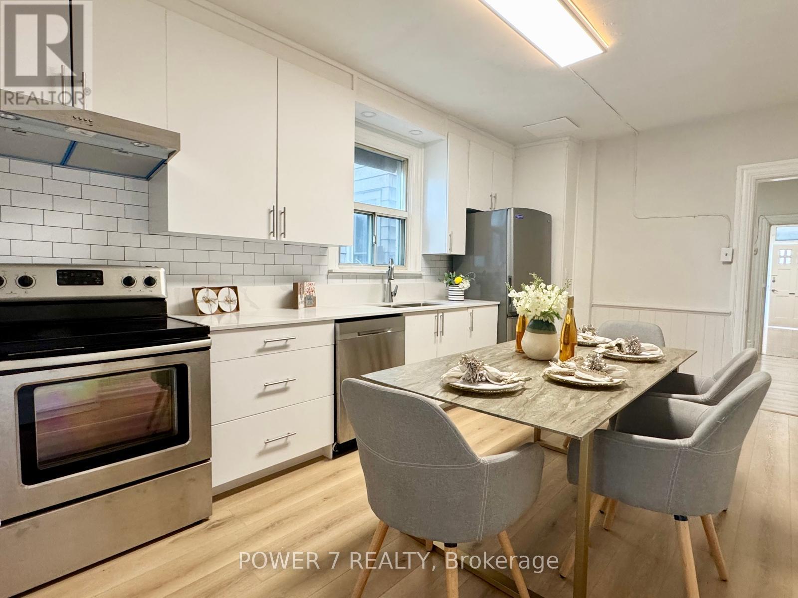 810 Ossington Avenue, Toronto, Ontario  M6G 3V1 - Photo 7 - W13647362