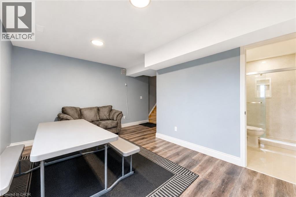 235 Red Clover Court, Kitchener, Ontario  N2E 4J5 - Photo 32 - 40853432