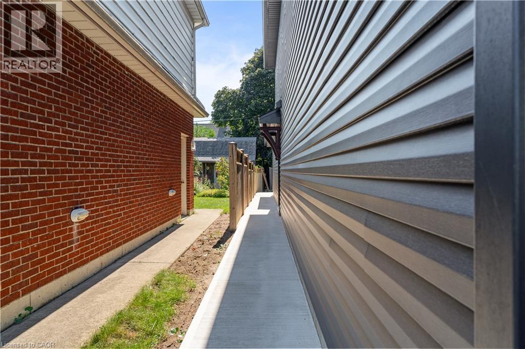 53 Franklin Street Unit# B, Brantford, Ontario  N3R 1T2 - Photo 2 - 40853327