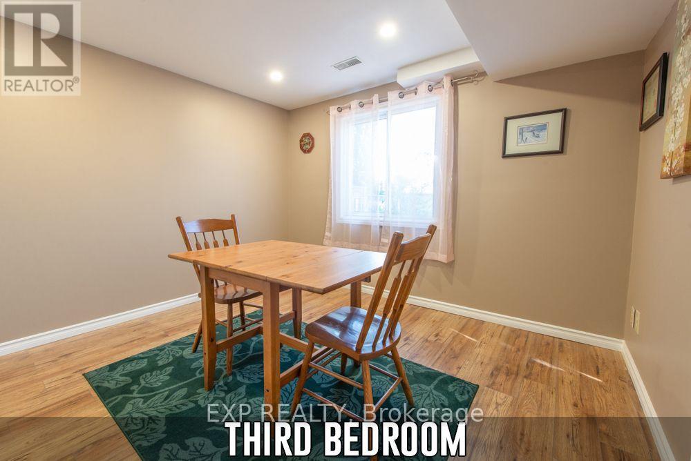 153 Oneida Place, Kitchener, Ontario  N2A 3G4 - Photo 23 - X13647286