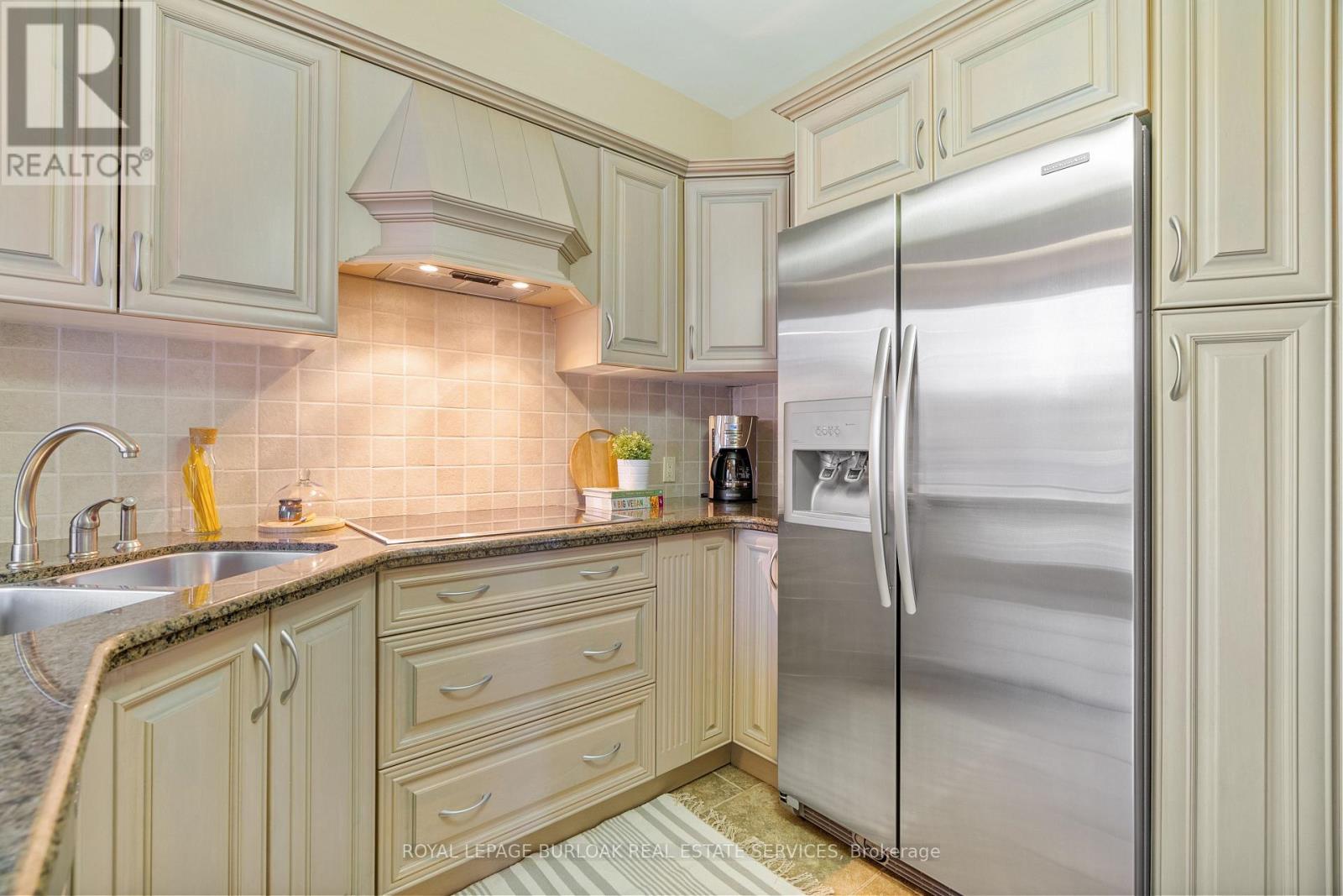 Main Flr - 107 Catharine Street S, Hamilton, Ontario  L8N 2J5 - Photo 13 - X13647322