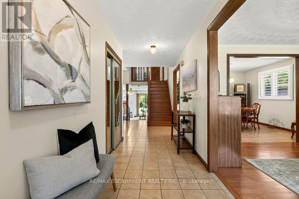 118 Pottruff Road S, Hamilton, Ontario  L8K 4A2 - Photo 4 - X13647400