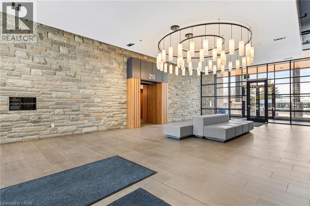 251 Northfield Drive E Unit# 607, Waterloo, Ontario  N2K 0G9 - Photo 4 - 40850429
