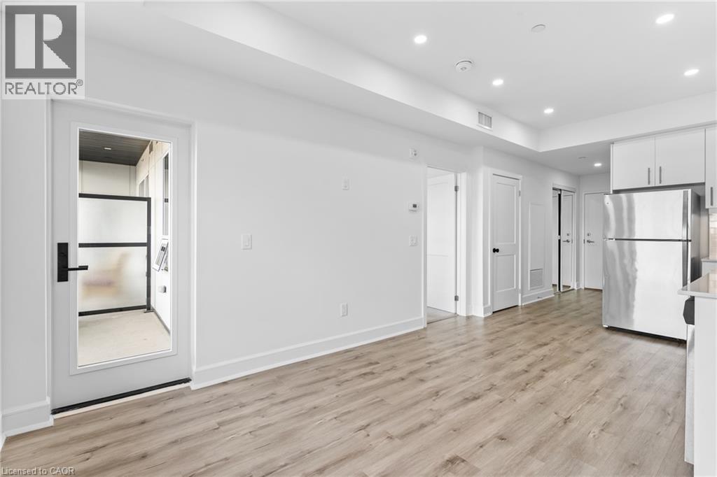 251 Northfield Drive E Unit# 607, Waterloo, Ontario  N2K 0G9 - Photo 21 - 40850429