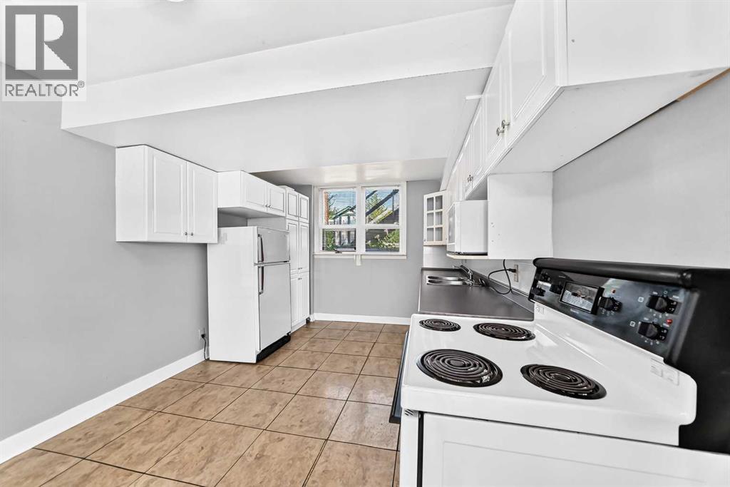 2028 Westmount Road NW, Calgary, Alberta  T2N 3M9 - Photo 25 - A2324541