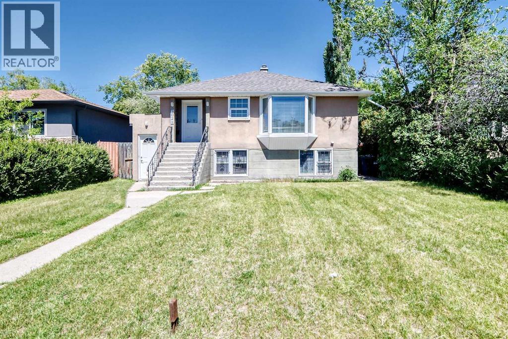 2028 Westmount Road NW, Calgary, Alberta