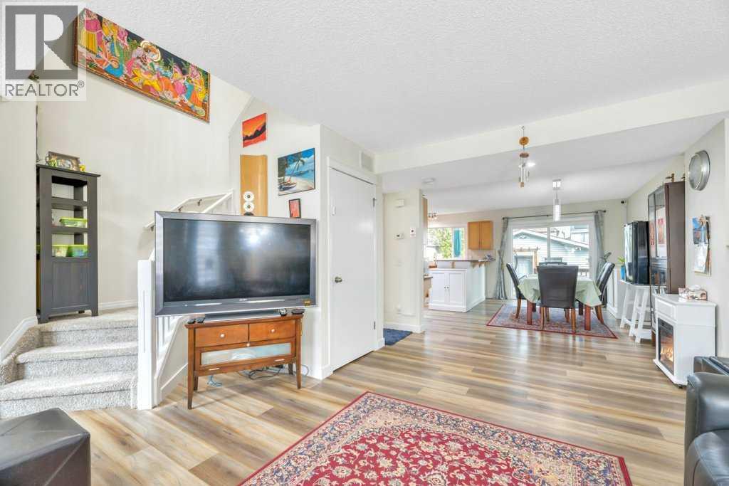 175 Prestwick Villas SE, Calgary, Alberta  T2Z 4S3 - Photo 10 - A2329015