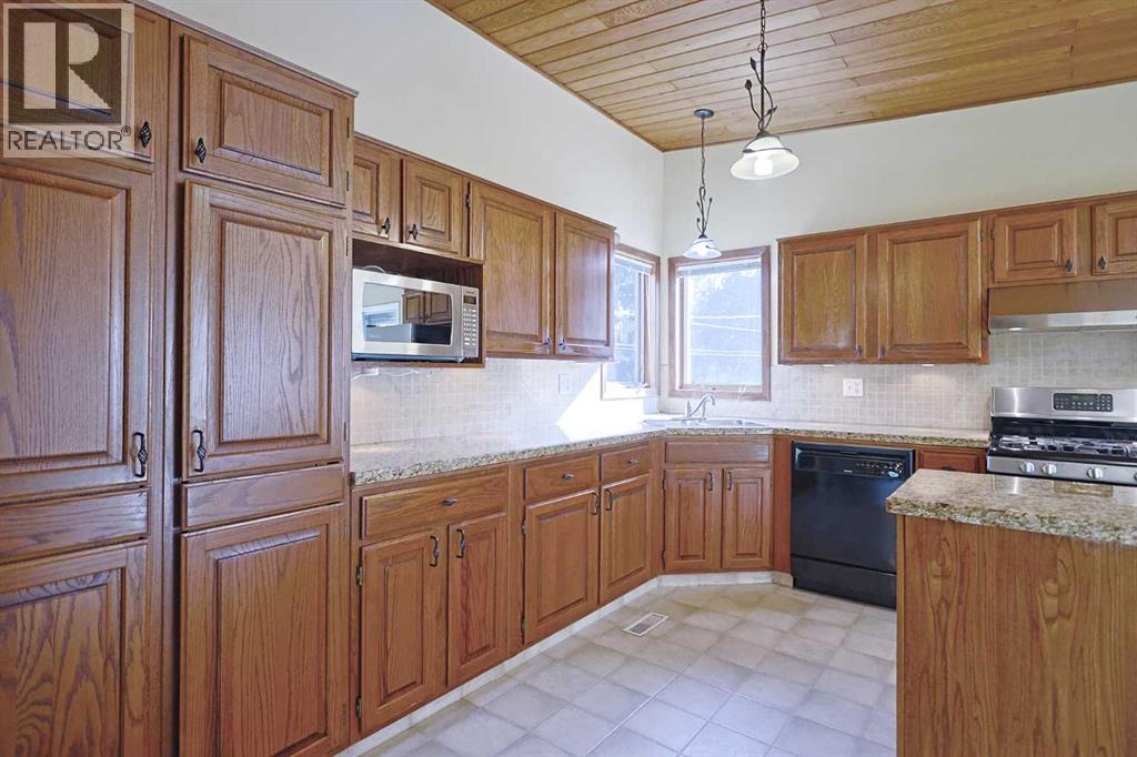 4904 Verulum Place NW, Calgary, Alberta  T3A 0K1 - Photo 12 - A2332437