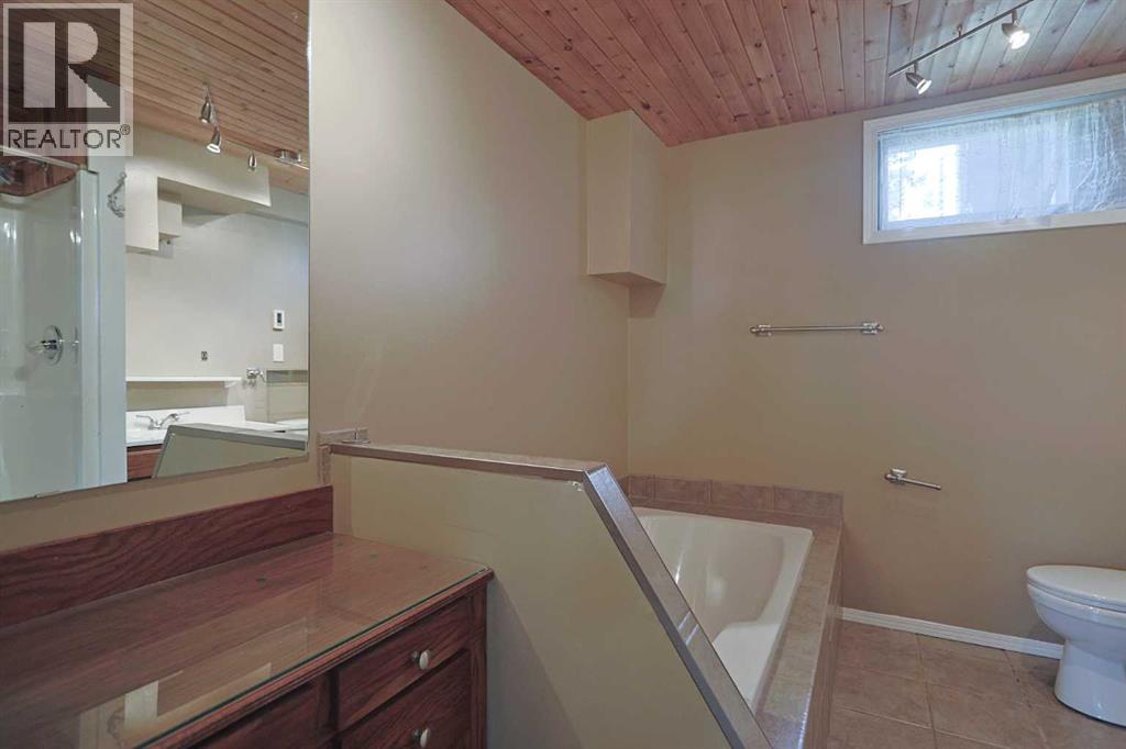 4904 Verulum Place NW, Calgary, Alberta  T3A 0K1 - Photo 30 - A2332437