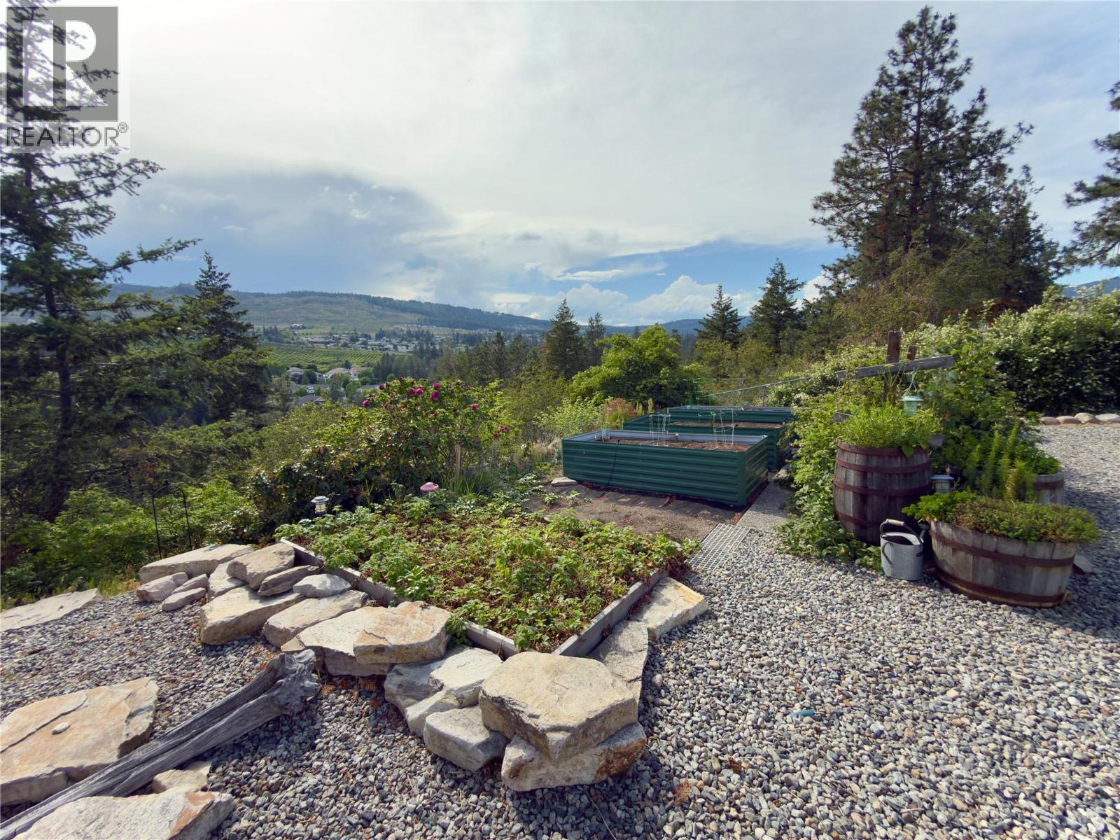 2575 Pineridge Place, West Kelowna, British Columbia  V4T 2J7 - Photo 32 - 10394795