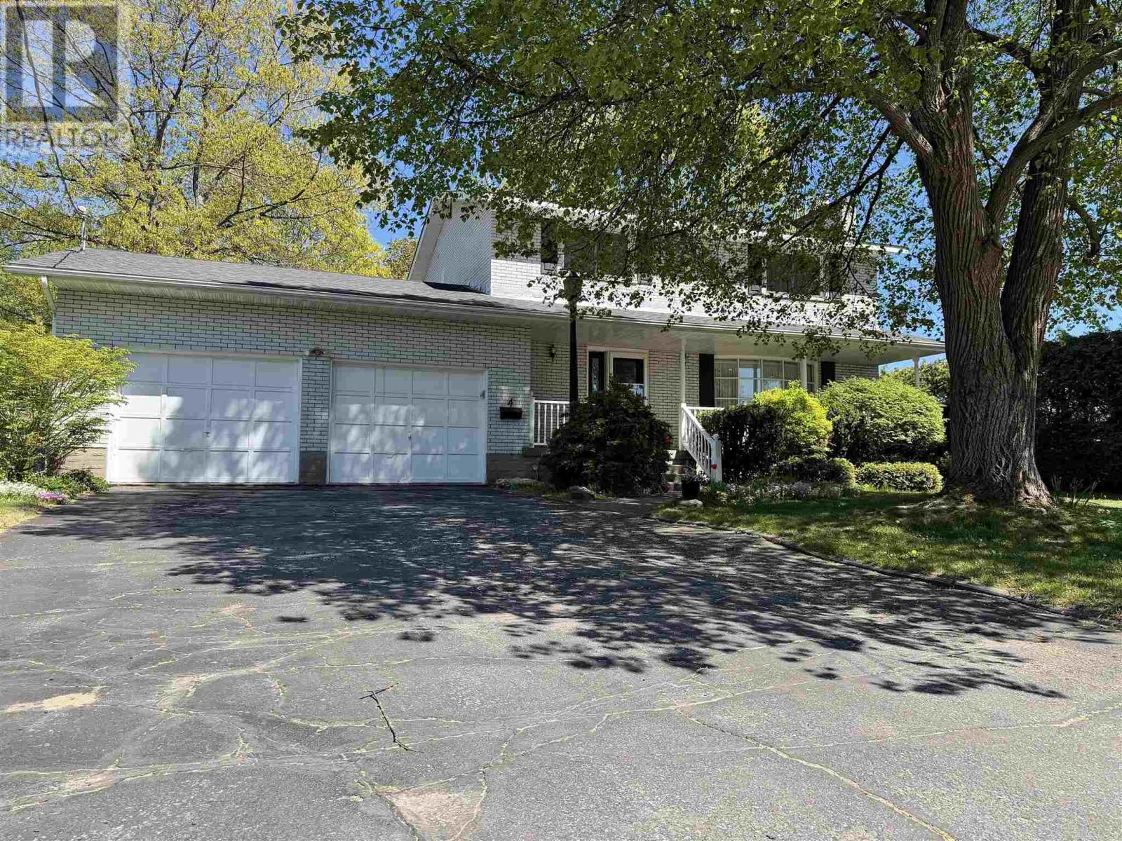 4 Silver Birch DR, Sault Ste Marie, Ontario