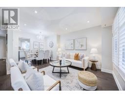 87 CRAB APPLE WAY, Toronto, Ontario