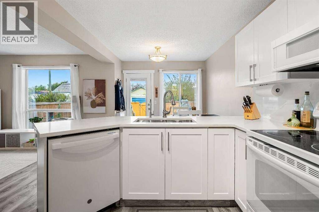 359 Mt Apex Green SE, Calgary, Alberta  T2Z 3B8 - Photo 18 - A2335425