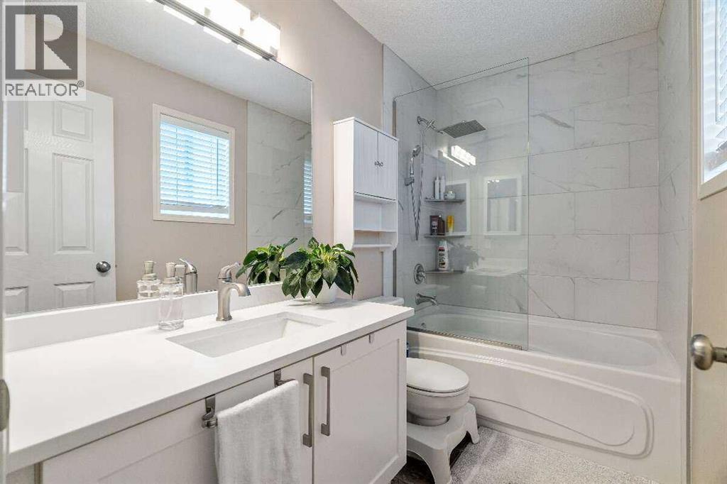 359 Mt Apex Green SE, Calgary, Alberta  T2Z 3B8 - Photo 29 - A2335425