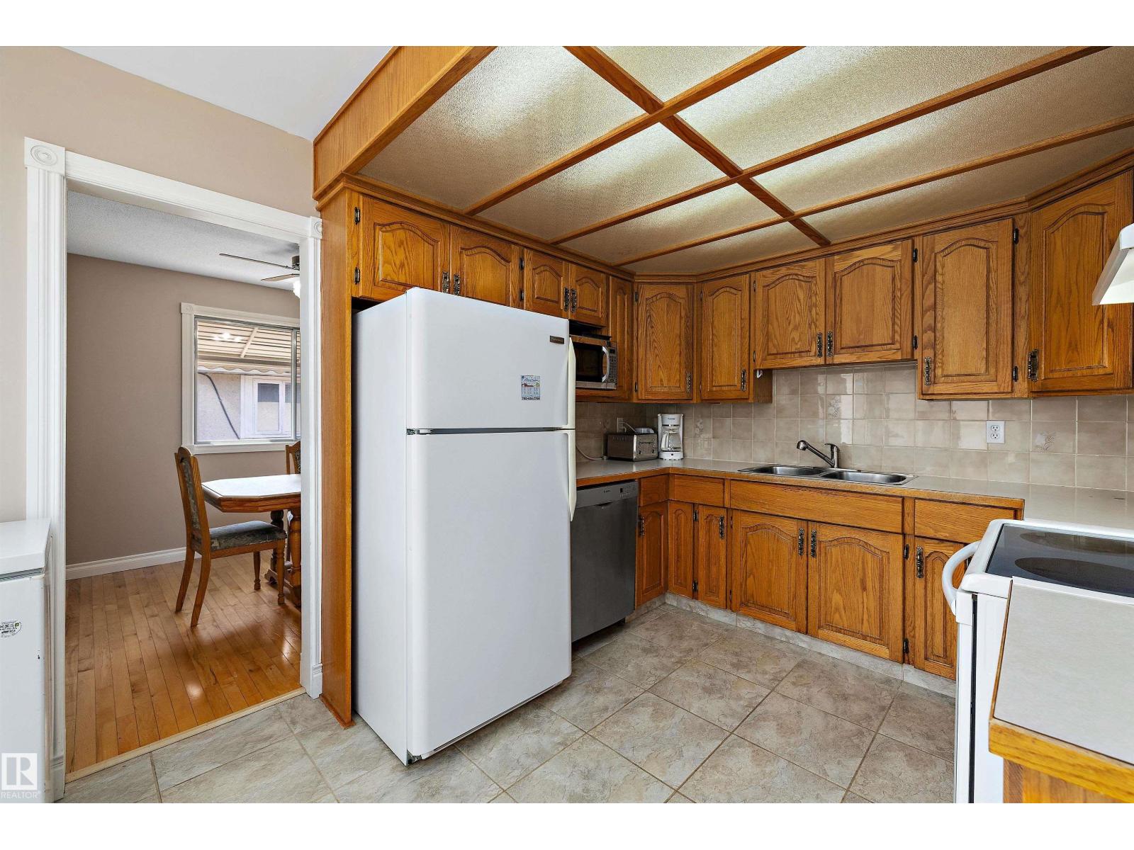 3511 73 St NW, Edmonton, Alberta  T6K 0M2 - Photo 9 - E4502460