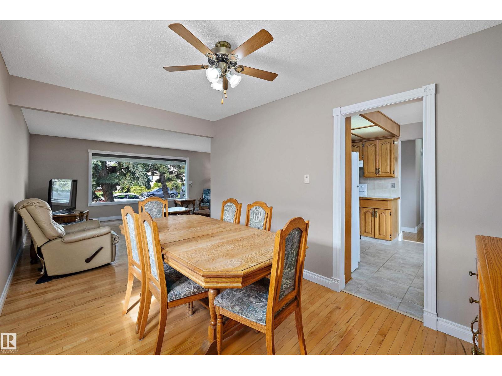 3511 73 St NW, Edmonton, Alberta  T6K 0M2 - Photo 7 - E4502460
