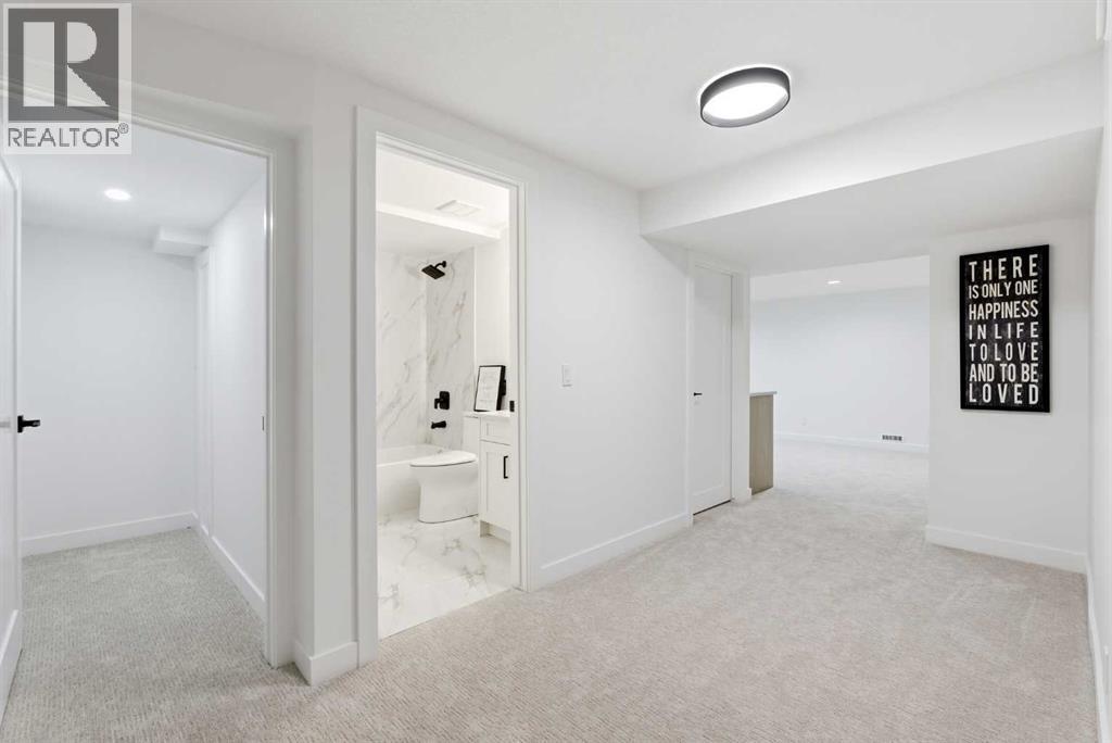 4904 Valiant Drive NW, Calgary, Alberta  T3A 1X2 - Photo 25 - A2327866