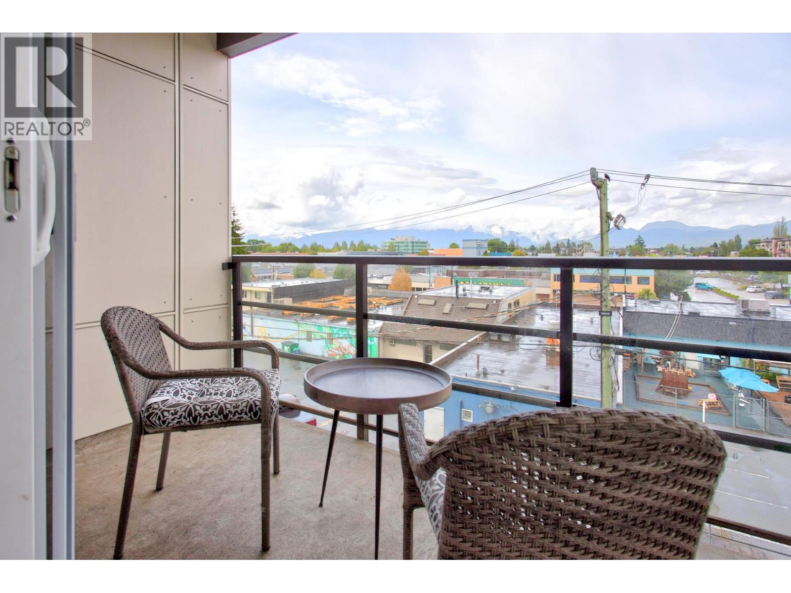 401 22577 Royal Crescent, Maple Ridge, British Columbia  V2X 2M2 - Photo 14 - R3153426