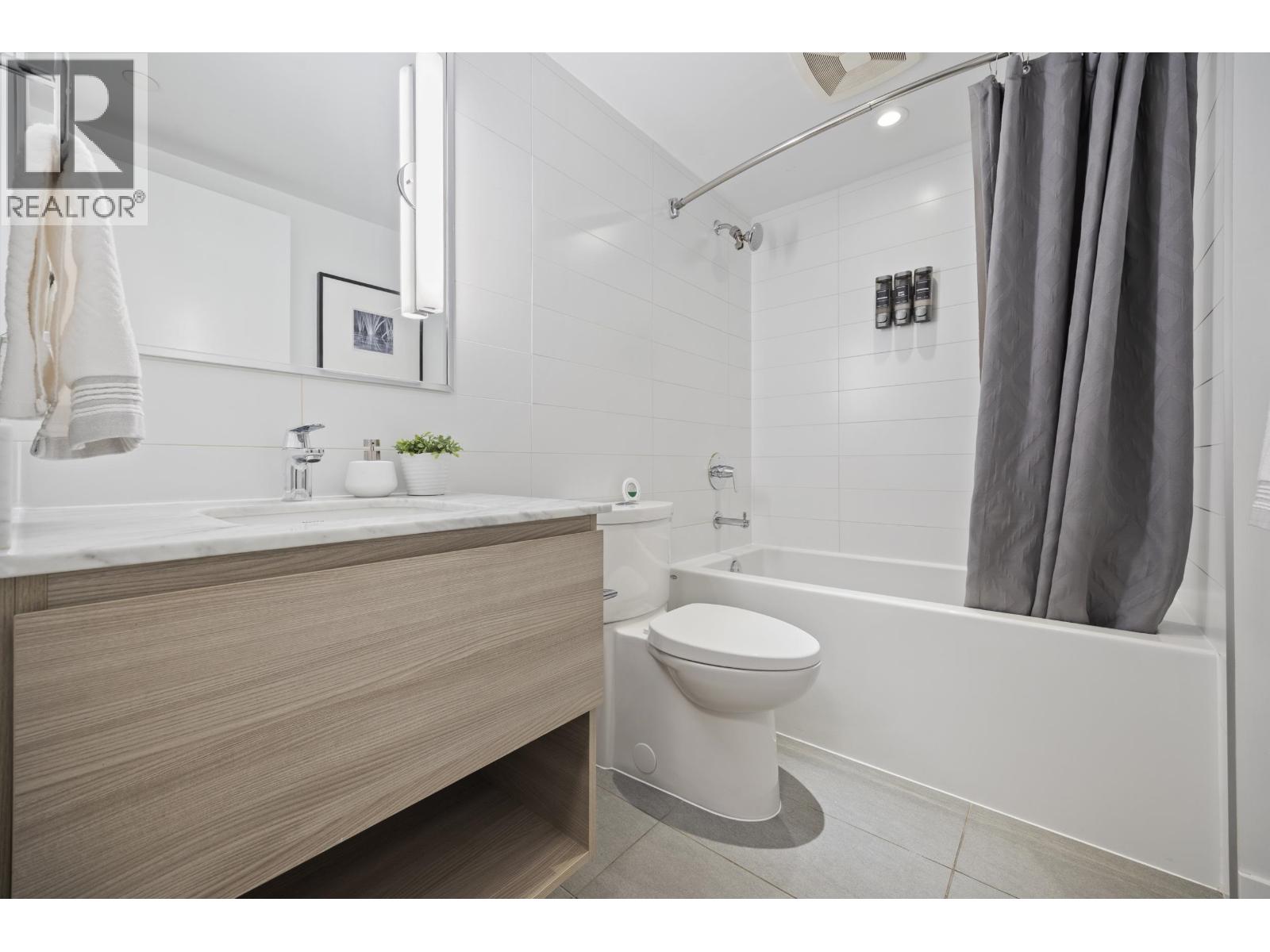 Th2 988 Quayside Drive, New Westminster, British Columbia  V3M 0L5 - Photo 13 - R3153429