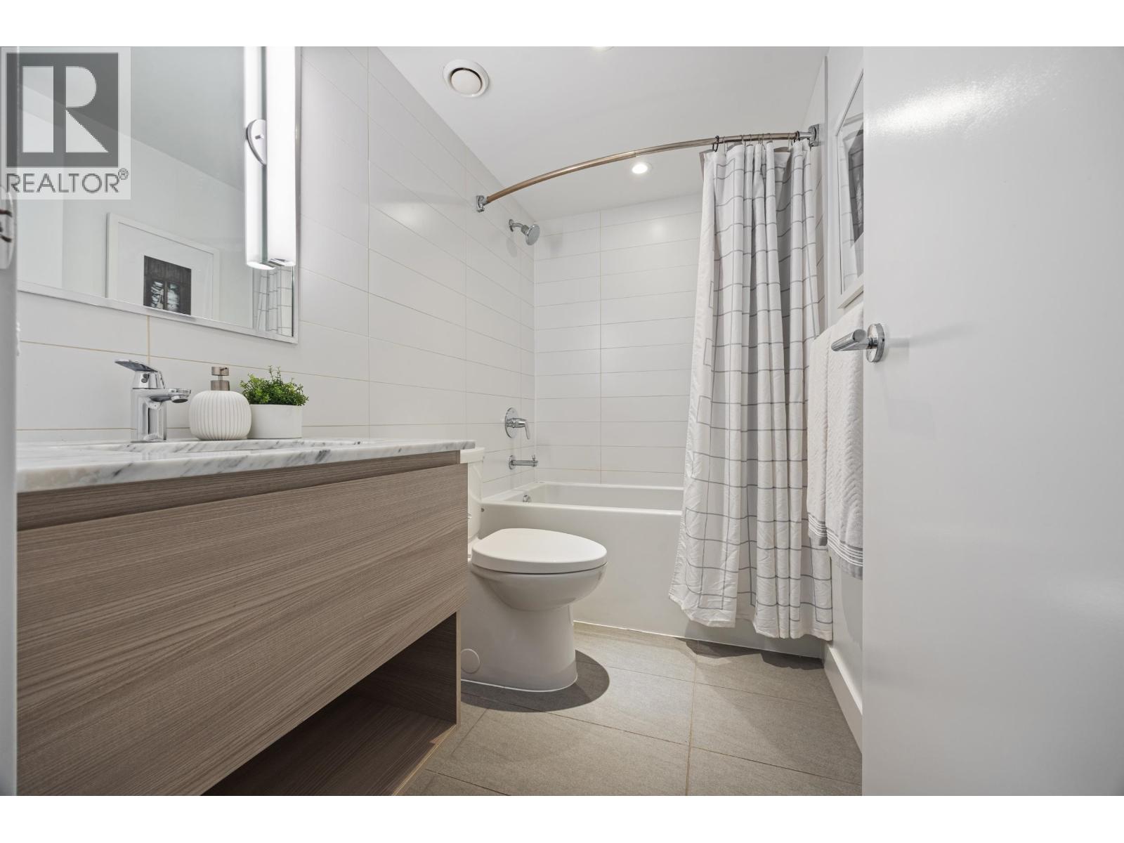 Th2 988 Quayside Drive, New Westminster, British Columbia  V3M 0L5 - Photo 23 - R3153429