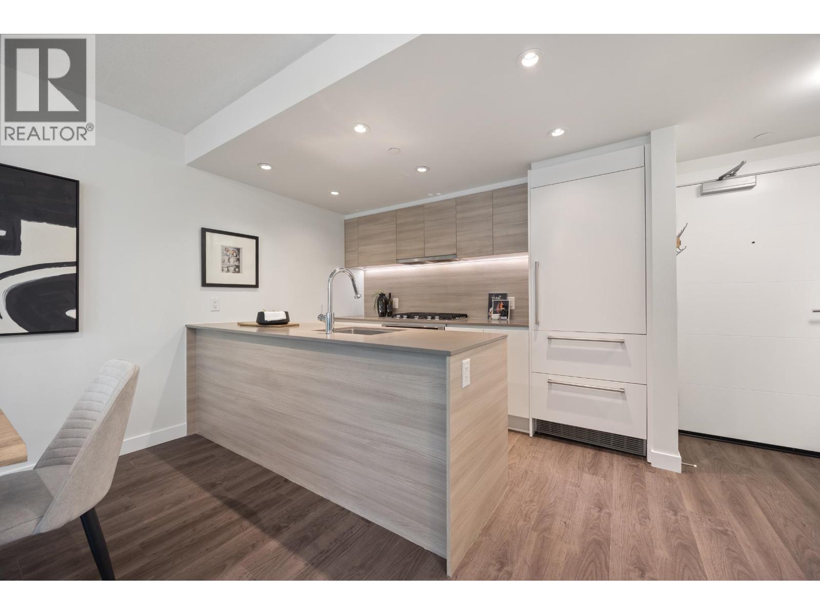 Th2 988 Quayside Drive, New Westminster, British Columbia  V3M 0L5 - Photo 7 - R3153429