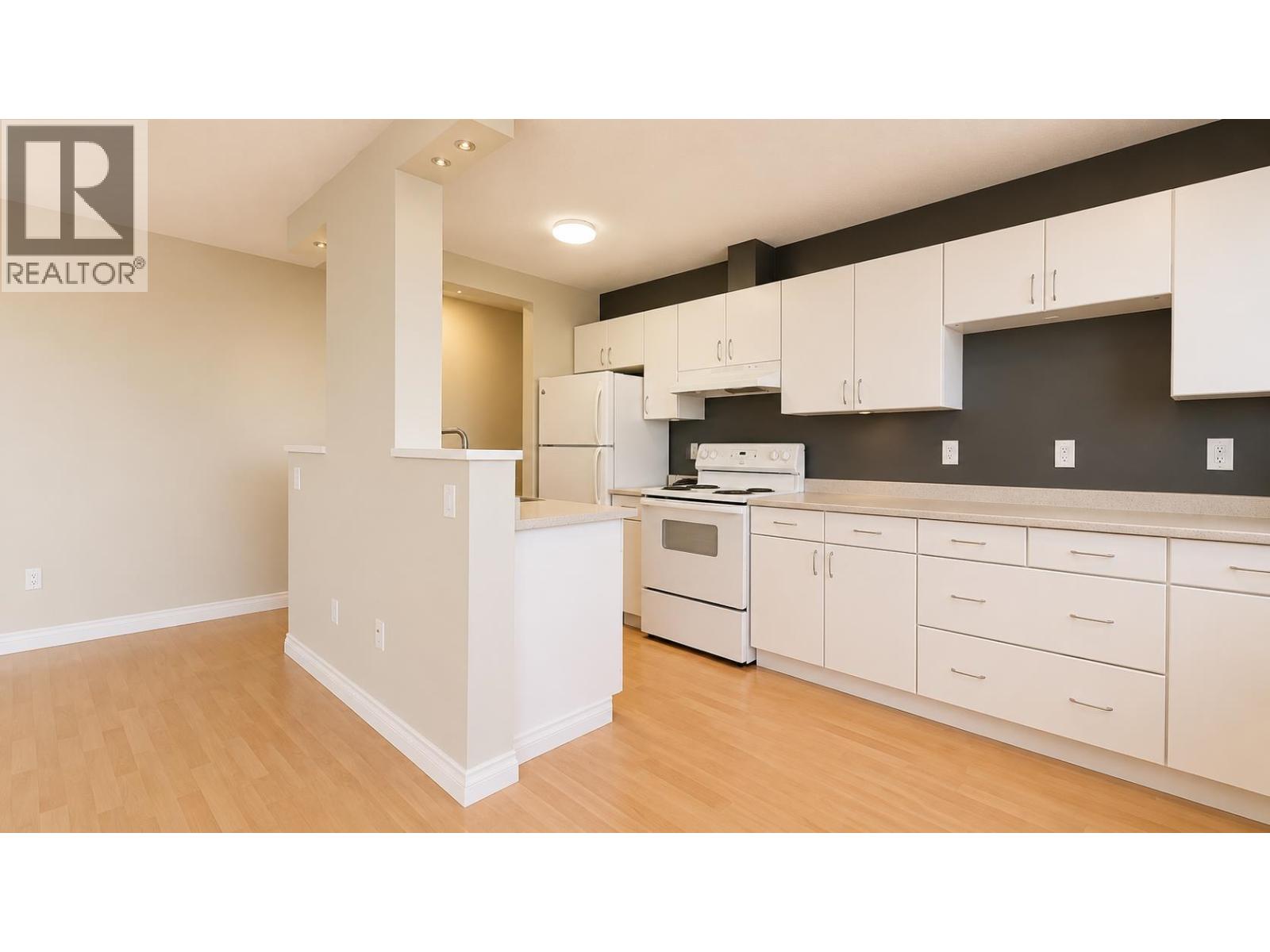 1607 145 St. Georges Avenue, North Vancouver, British Columbia  V7L 3G8 - Photo 23 - R3153444