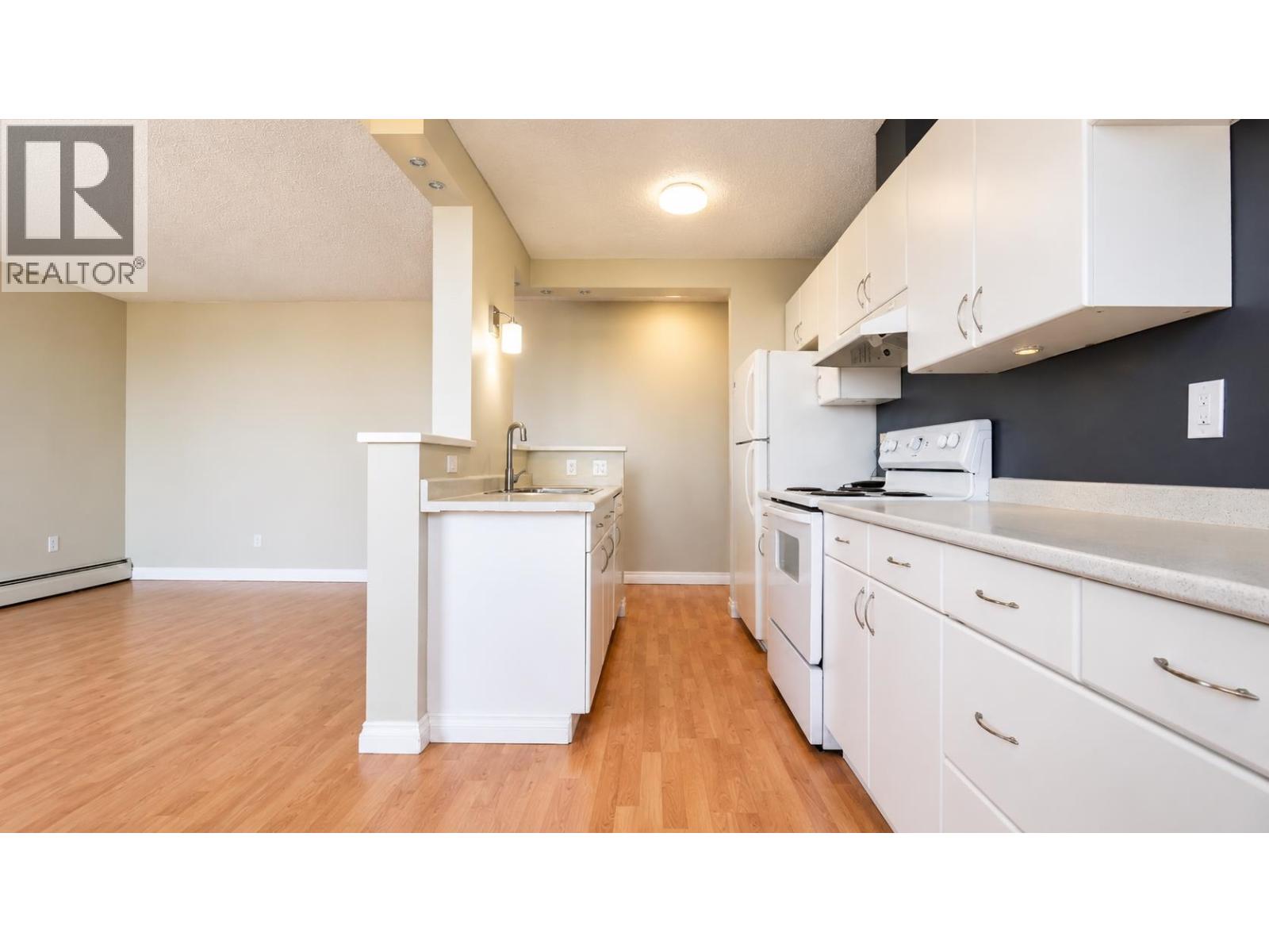 1607 145 St. Georges Avenue, North Vancouver, British Columbia  V7L 3G8 - Photo 28 - R3153444