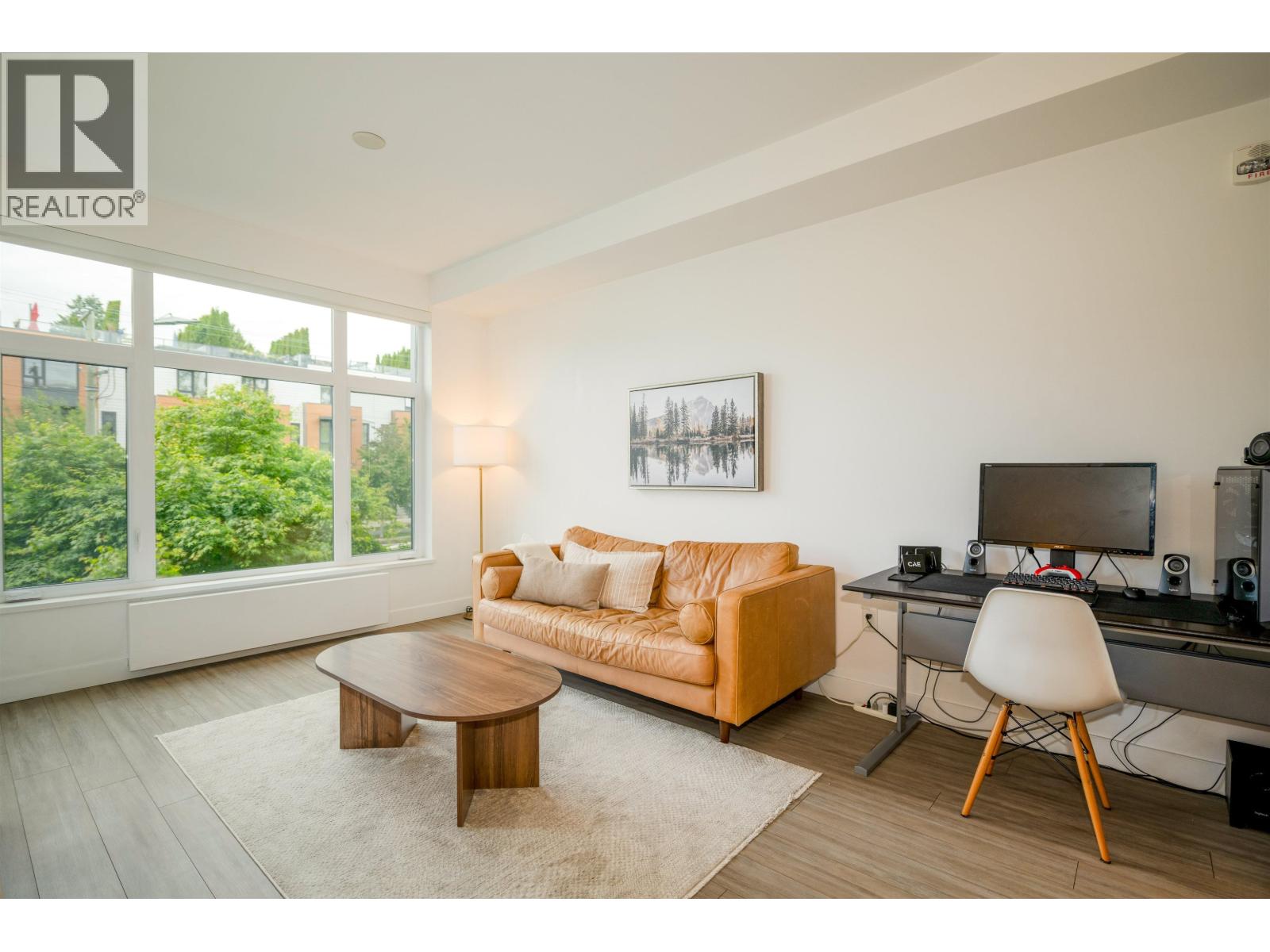 214 707 3rd Street East, North Vancouver, British Columbia  V7L 1G8 - Photo 10 - R3153468