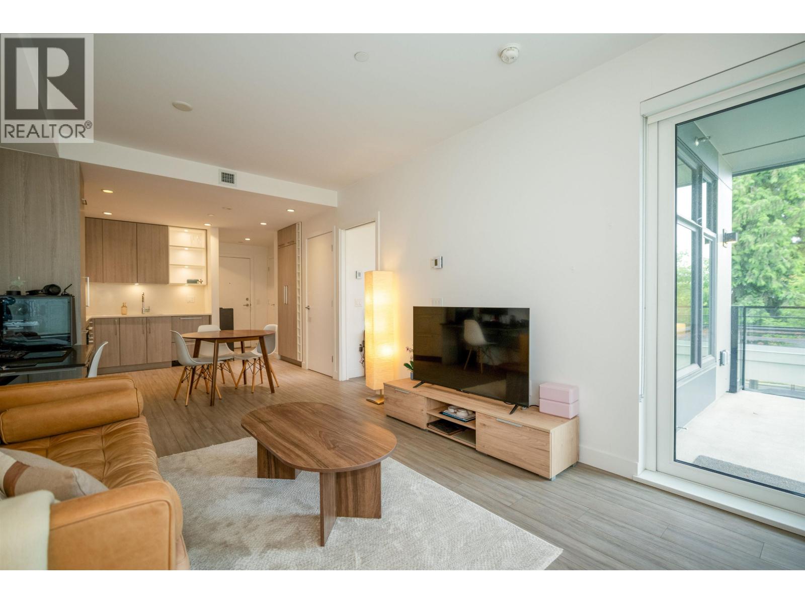 214 707 3rd Street East, North Vancouver, British Columbia  V7L 1G8 - Photo 11 - R3153468