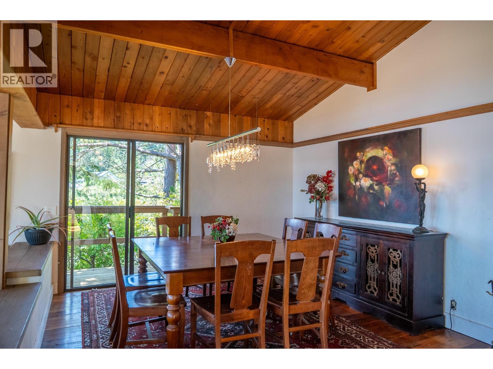 9919 Southlands Drive, Pender Island, British Columbia V0N 2M3 - Photo 14 - R3153399
